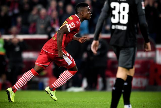 东契奇缺阵独行侠险胜雷霆 步行者力克热火